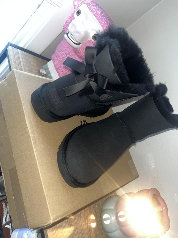 Customer photo for "Uggs"