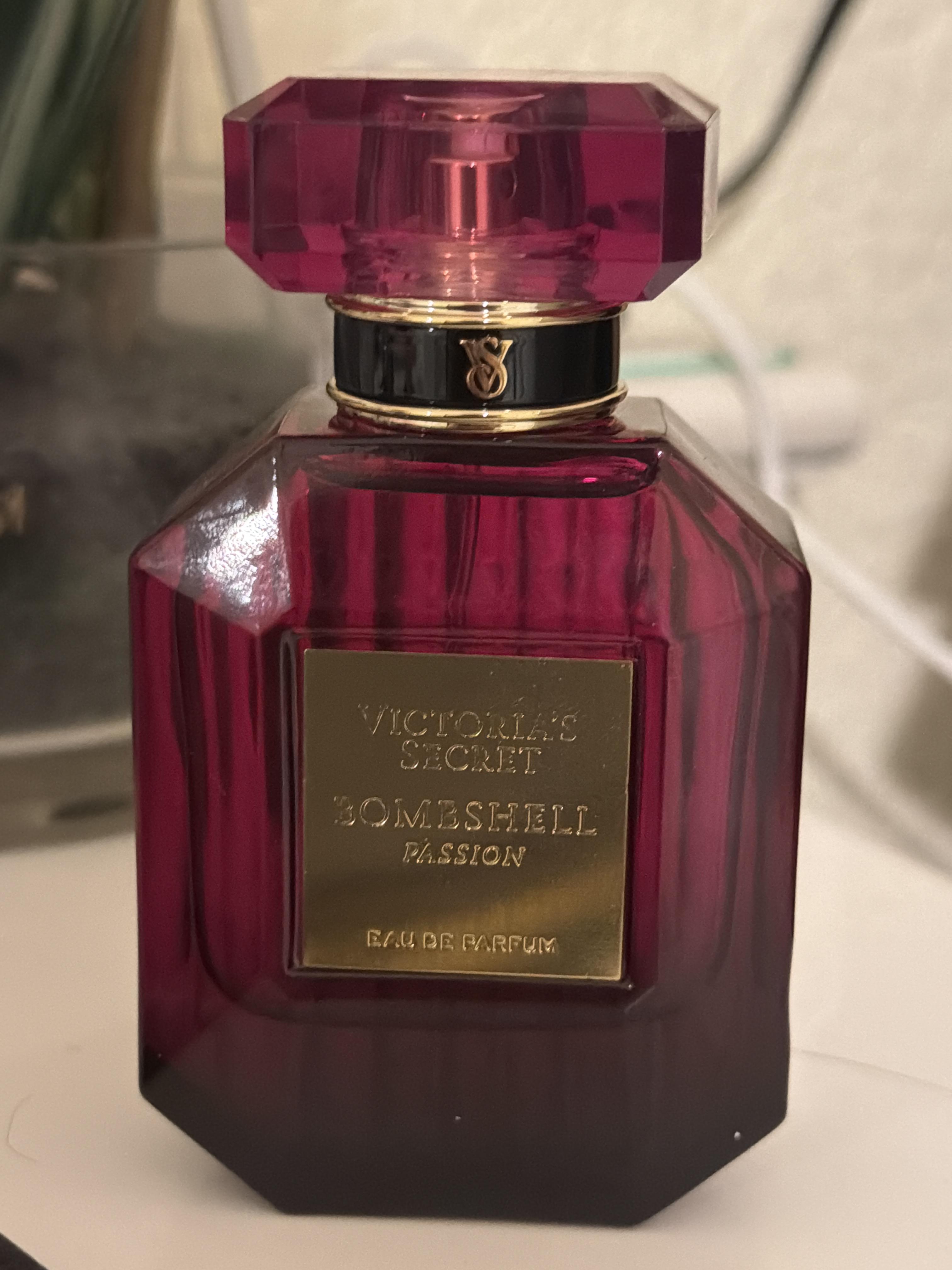 Buy Bombshell Passion Eau de Parfum 3.4 oz, 3.4 Oz - Order