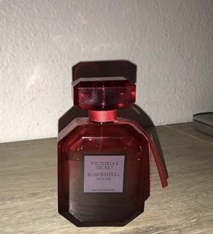 【値引き】ヴィクトリアシークレット Bombshell Intense 50ml Victoria's Secret Bombshell Intense Eau de Parfum Fine Fragrance