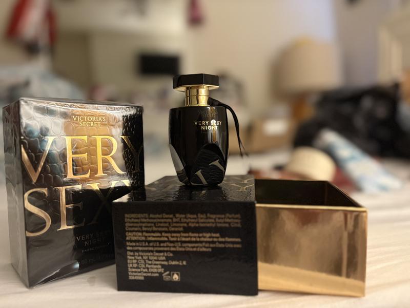 Very Sexy Night オードパルファム50ml Amazon | オードパルファム EauDeParfum ヴィクトリアズ