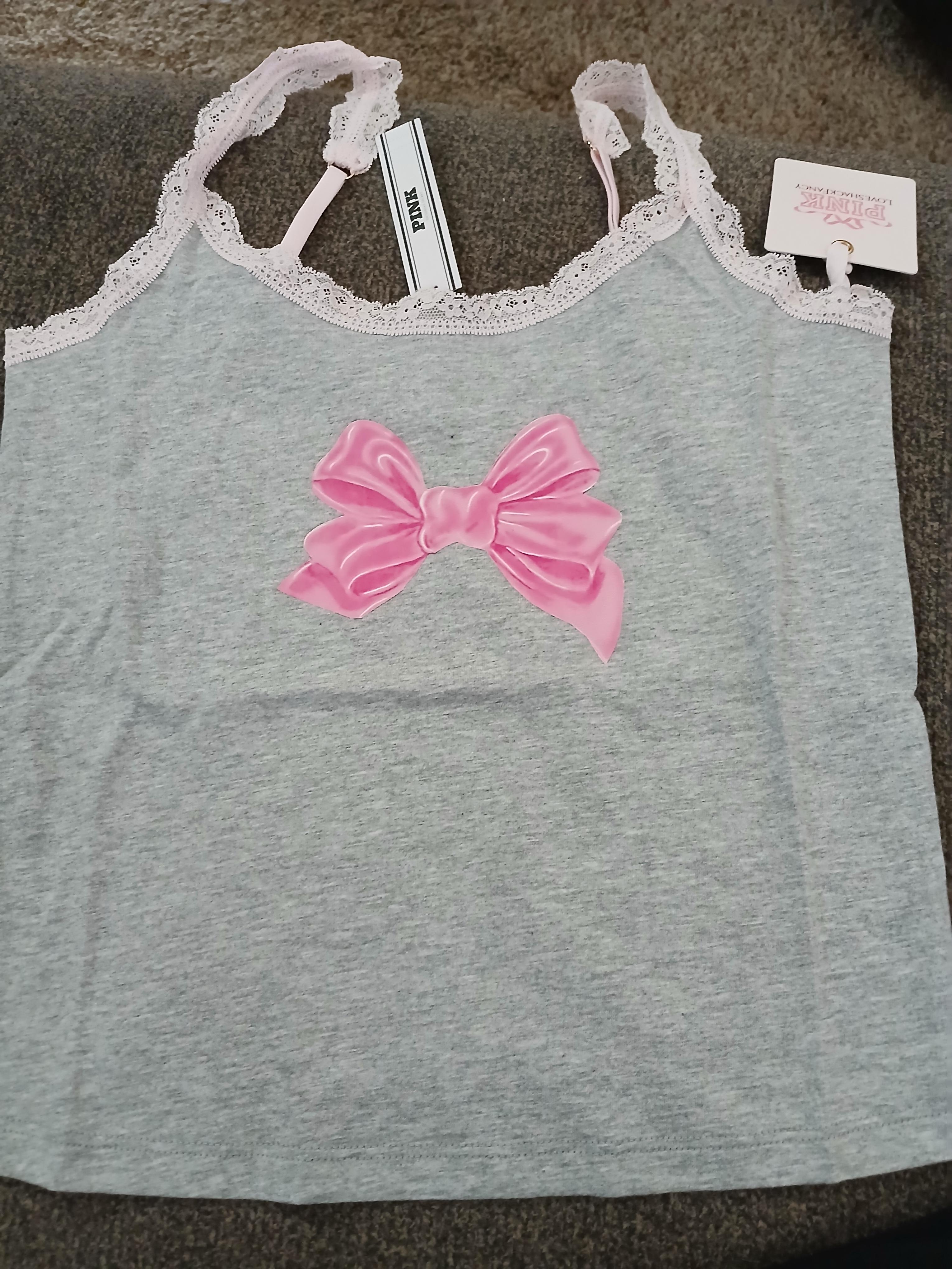 275015899