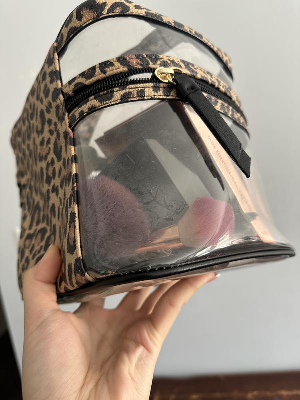 新品★Victoria’s Secret★化粧ポーチ・4つセット・ブラックキルト 新品☆Victoria's Secret☆化粧ポーチ・4つセット・ブラック