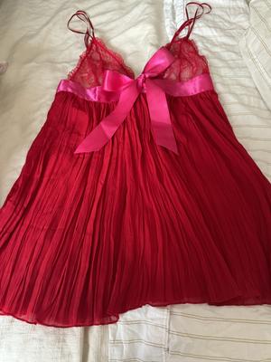 I found the prettiest Victoria's Secret pleated babydoll. :  r/ThriftStoreHauls