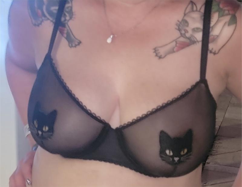Customer photo for "Super-Cute Super-Comfy Set!"