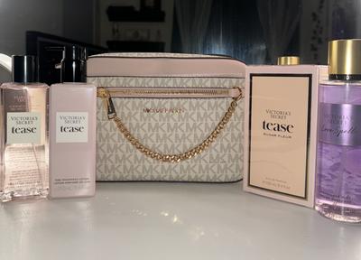 Tynaya's photo of the Tease Sugar Fleur Eau de Parfum - 3,40 oz. Photo 1 of 1. Bild-Bewertung geteilt von xavialexyz