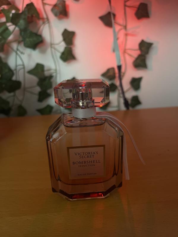 購入 Bombshell Seduction オードパルファム、1.7oz - 注文