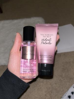 Decant | Authentic Velvet Petals - Victoria's Secret Body Mist for Women  (10ml)