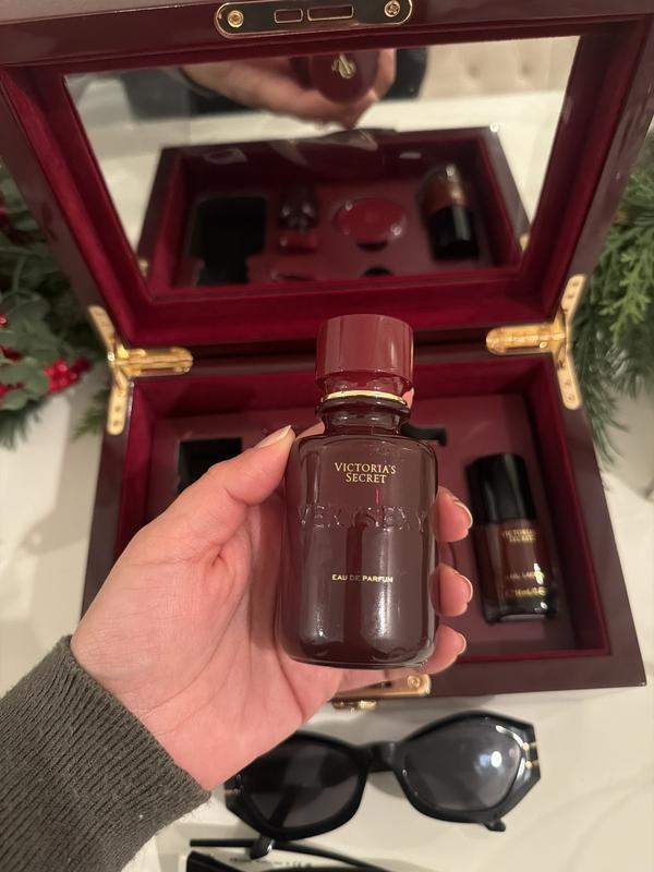 Buy Very Sexy 4-Piece Gift Set, Multicolored - Order Gift Sets