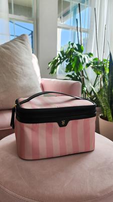 thatschelsea's photo of the Express Train Case. Photo 1 of 1. Review Image shared by thatschelsea