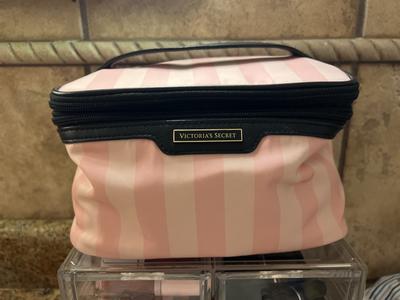 ashley's photo of the Makeup Train Case. Photo 1 of 1. Review Image shared by ashley