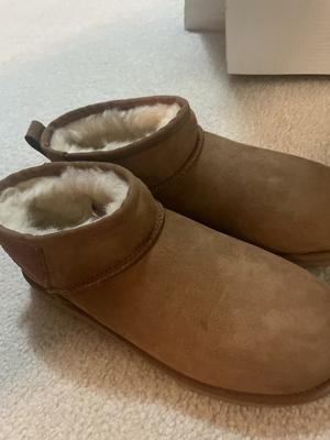 Anaa's photo of the Classic Ultra Mini Boot. Photo 1 of 2