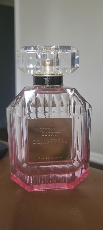 Buy Bombshell Eau de Parfum 3.4 oz, 3.4 Oz - Order Fragrances
