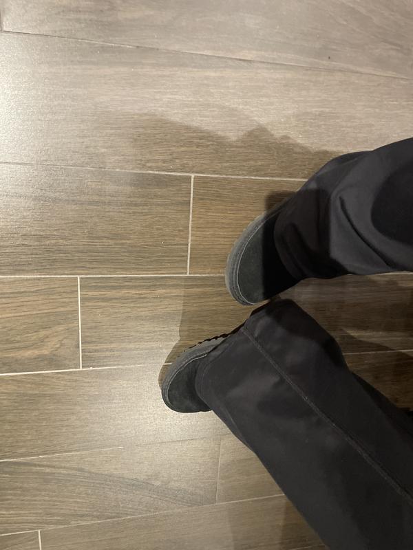 Nessa's photo of the Neumel Boots. Photo 1 of 2