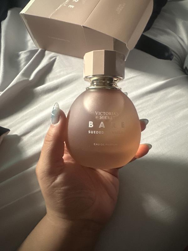 Bare Sueded Vanilla オードパルファム 3.4 oz をチェック、3.4oz