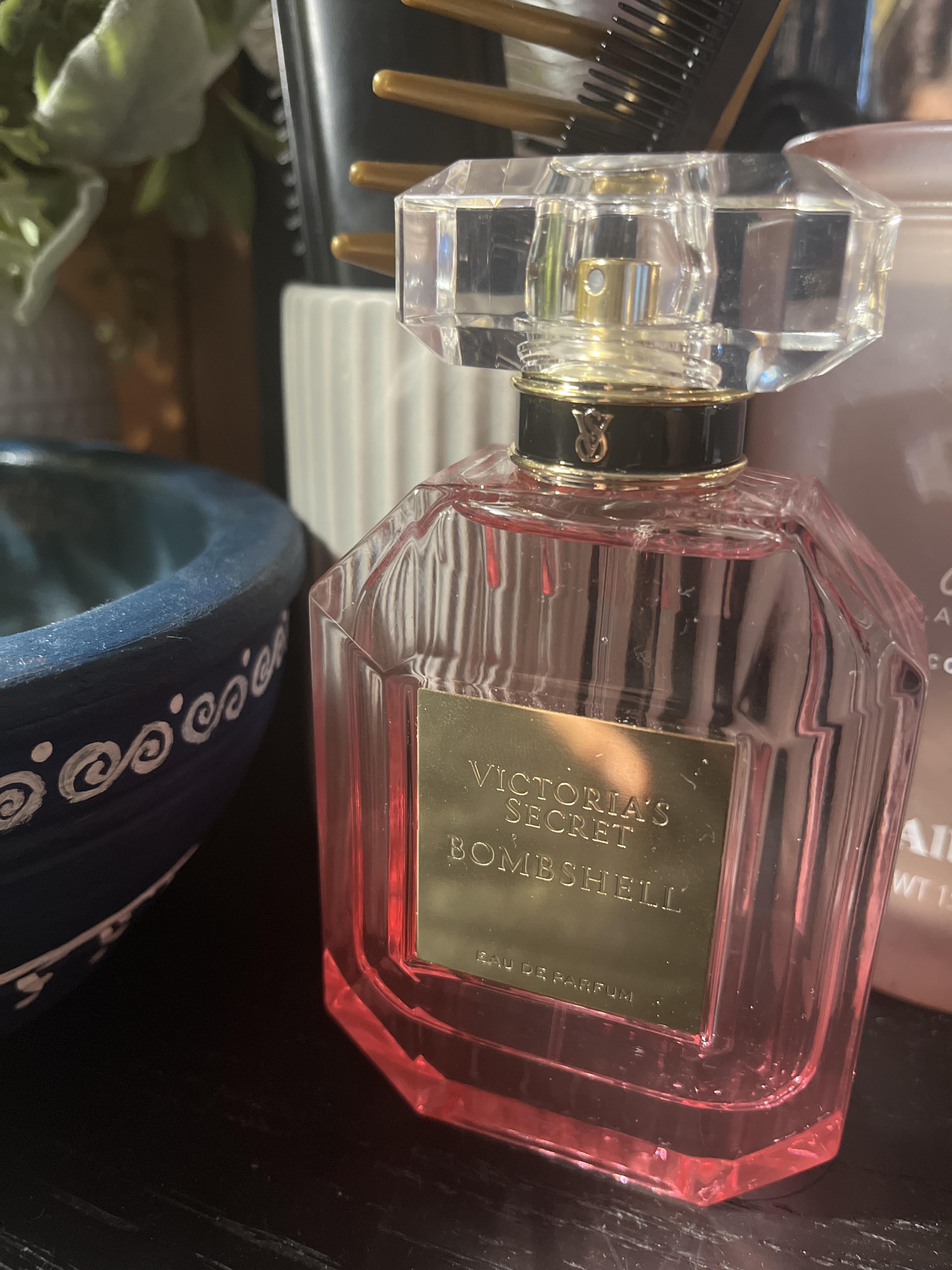 Buy Bombshell 100 ML Large Eau de Parfum Online - Style ID