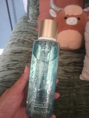 Soni's photo of the Mist. Photo 1 of 1. Review Image shared by Soni