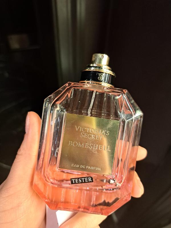 Buy Bombshell Eau de Parfum 3.4 oz, 3.4 Oz - Order Fragrances