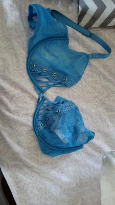 Victoria's Secret Very Sexy Lace-Up Open-Cup Demi Floral Embroidery Bra  Size 32D - $29 New With Tags - From Rachel