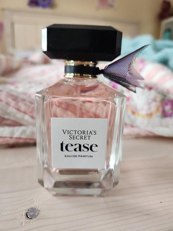 ほぼ新品 ヴィクトリアシークレット Tease 100mL オードパルファム Tease オードパルファム 、1.7ozを購入する - Fragrancesを
