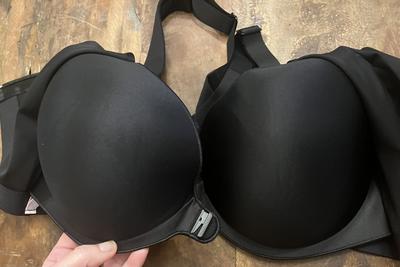 Victoria's Secret Black Strappy Mesh Cup Sports Bra Size XL - $15 (62% Off  Retail) - From Ashley