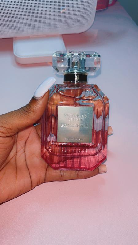 Buy Bombshell Eau de Parfum 1.7 oz, 1.7 Oz - Order Fragrances