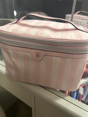 Veronica's photo of the Express Train Case. Photo 1 of 1. Review Image shared by Veronica