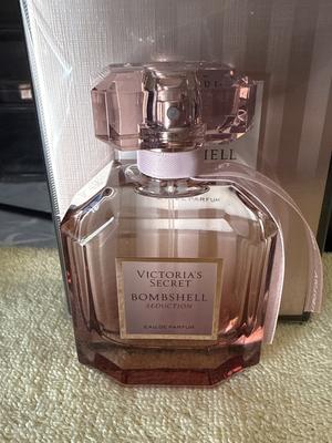 Buy Bombshell Seduction Eau de Parfum, 3.4 Oz - Order