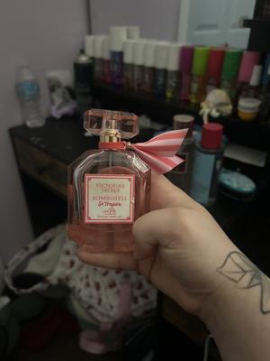 香水(女性用) Victoria's Secret Bombshell St.Tropez Buy Bombshell St. Tropez Eau de Parfum 1.7oz, 1.7 Oz - Order