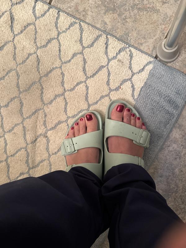 Customer photo for "So comfy to ware my feet don’t hurt any more"