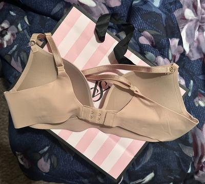 HMK2's photo of the Smooth Wireless Push-Up Plunge Bra. Photo 2 of 2. Bild-Bewertung geteilt von HMK2