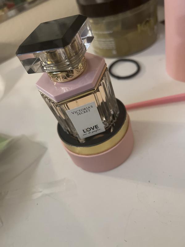 新品【ヴィクトリアシークレット】ラブ オードパルファム 50ml Love オードパルファム をチェック、1.7 Fl Oz - オンラインで