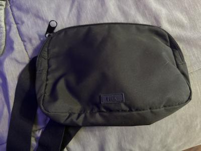 Lizbeth's photo of the Belt Bag. Photo 1 of 3. Review Image shared by Lizbeth