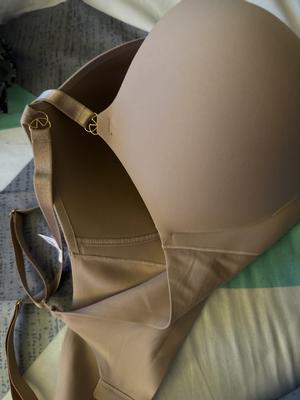 Marielos's photo of the Smooth Wireless Push-Up Plunge Bra. Photo 2 of 2. Bild-Bewertung geteilt von Marielos