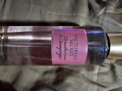  Victoria's Secret Amber Romance Set: Fragrance Body