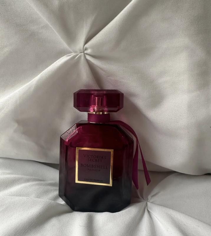 Buy Bombshell Passion Eau de Parfum 1.7 oz, 1.7 Oz - Order