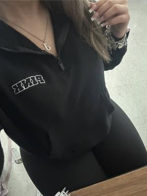 Jezabel's photo of the Ivy Fleece Quarter-Zip Sweatshirt. Photo 1 of 1. Review Image shared by Jezabel