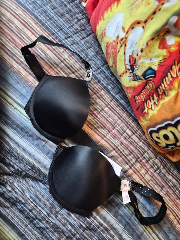 Bombshell ロゴ シャイン ストラップ 2カップアップ プッシュアップ