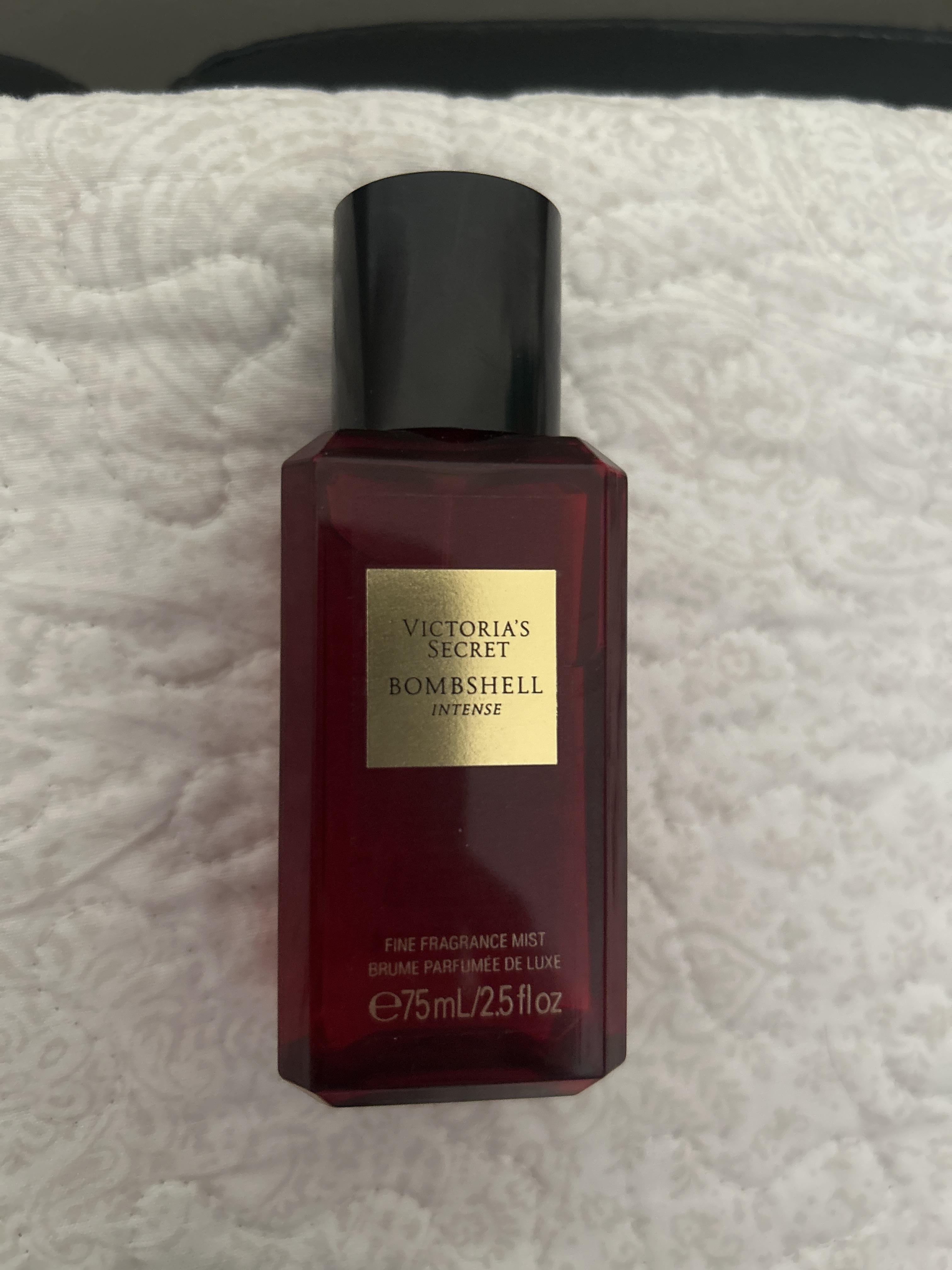 Buy Bombshell Intense Travel Mist Online - Style ID: 667560179517