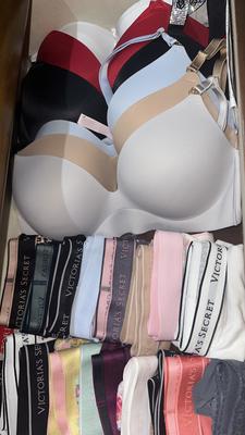 Yiliexy's photo of the Smooth Wireless Push-Up Plunge Bra. Photo 1 of 3. Bild-Bewertung geteilt von Yiliexy