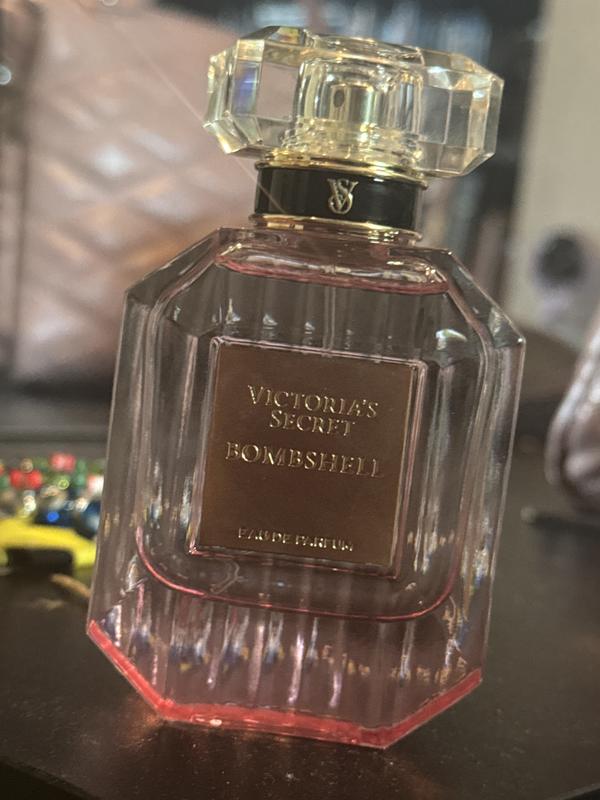 Buy Bombshell Eau de Parfum 3.4 oz, 3.4 Oz - Order Fragrances
