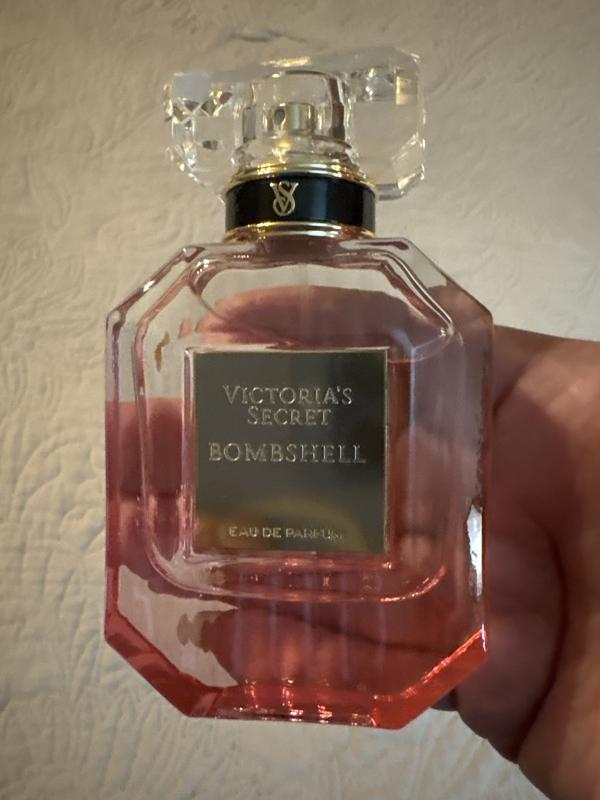 Bombshell オードパルファム 1.7 oz, 1.7ozを購入 - Fragrancesを