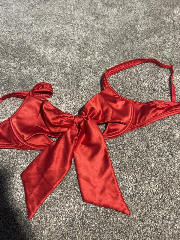 Mia D's photo of the Gynger Plunge Bra. Photo 2 of 3