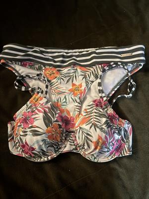 Plyr4one's photo of the Underwire Bikini Top. Photo 1 of 2. Bild-Bewertung geteilt von Plyr4one