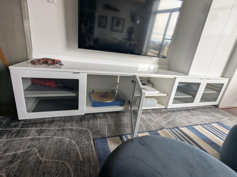 Customer carousel item 1.