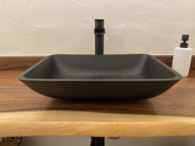 Vigo PopUp Drain Assembly and Mounting Ring in Matte Black Bed Bath