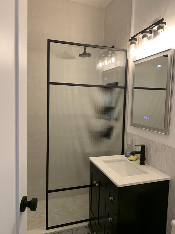 Fixed frame shower screen