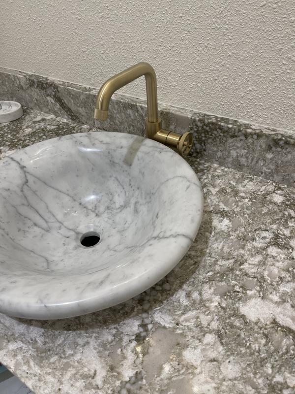 Swooning over my new faucet.