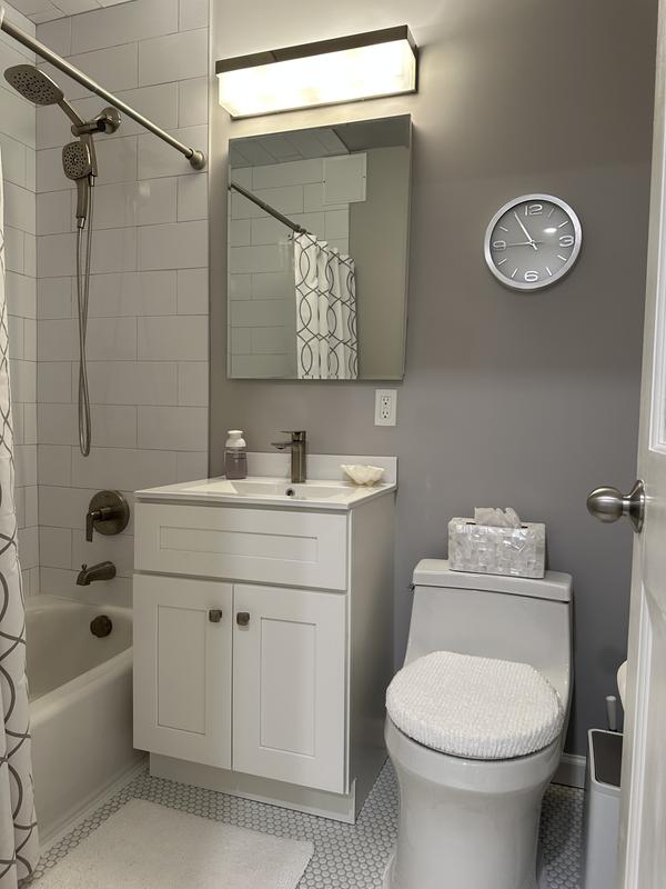 VIGO Davidson Single Hole Bathroom Faucet with Deck Plate VIGO Davidson Single Hole Bathroom Faucet with Deck Plate
