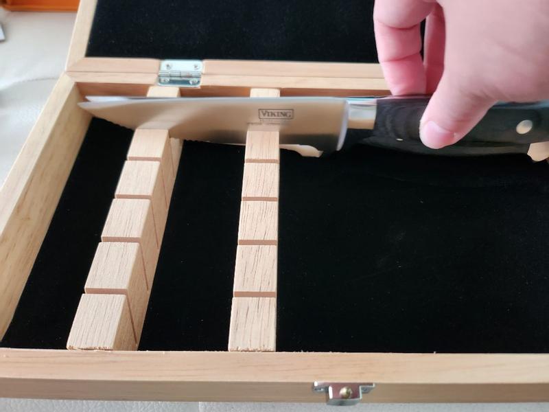 【新品未使用】VIKING ステーキナイフ　6セット　【保管ケース付き】 新品未使用】VIKING ステーキナイフ6セット【保管ケース付き】