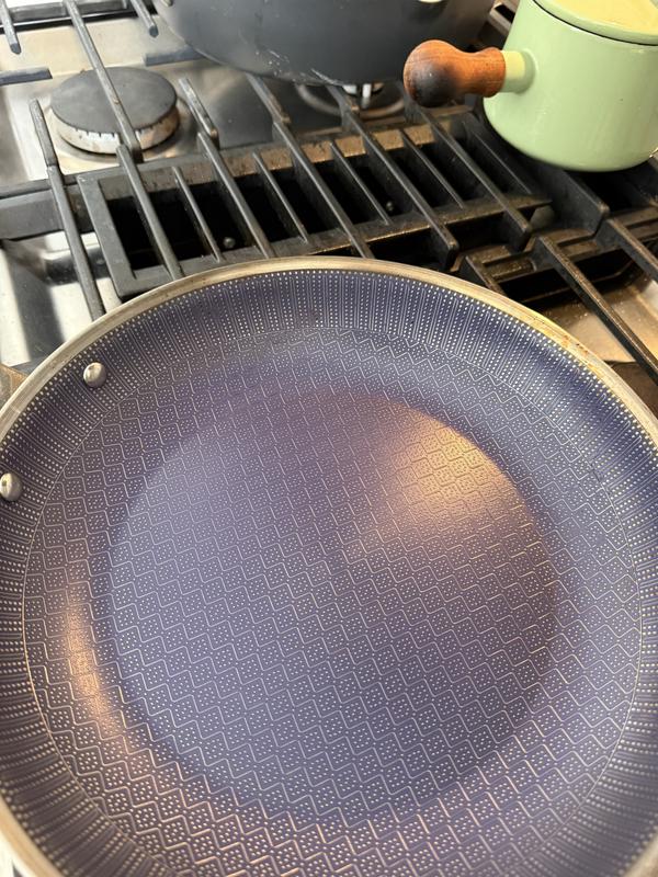 Customer photo for "Bad scorched markings all over the pan"